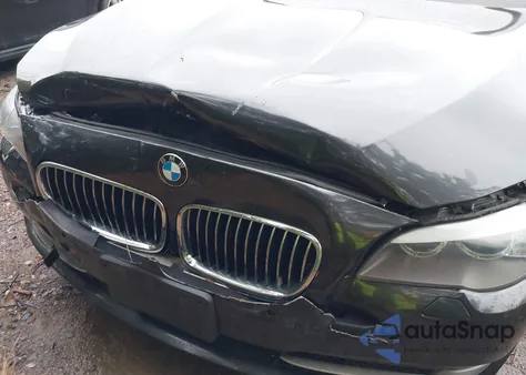 2013 BMW 528I xDrive z USA, uszkodzony, nr VIN WBAXH5C5XDD113347